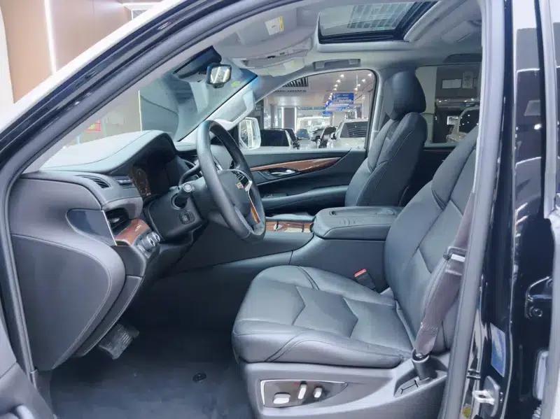 2016 Cadillac Escalade 6.2L (Parallel Import) — миниатюра 14