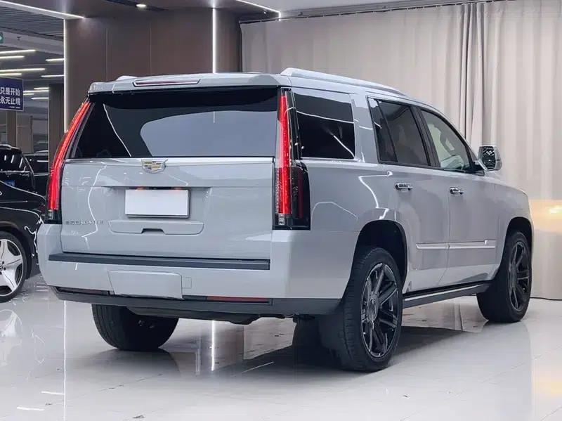 2016 Cadillac Escalade 6.2L (Parallel Import) — миниатюра 6