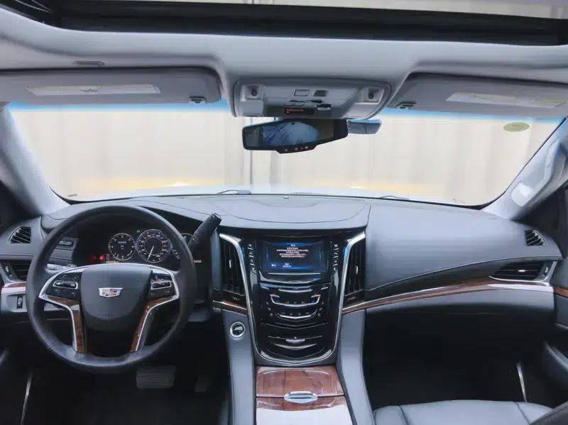 2016 Cadillac Escalade 6.2L (Parallel Import) — миниатюра 10