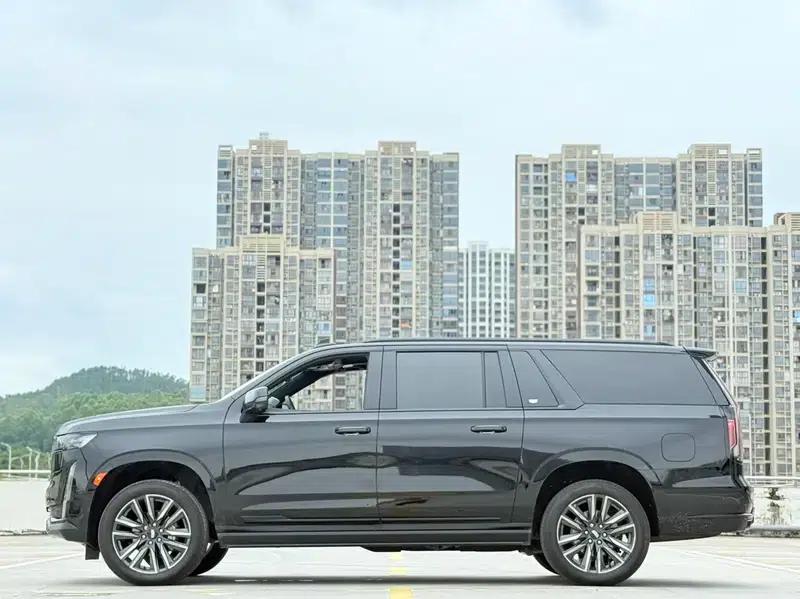2023 Cadillac Escalade 6.2L Automatic 4WD 7-Seater (Parallel Import) — миниатюра 4