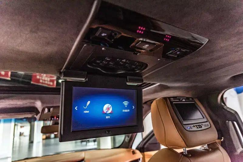 2016 Cadillac Escalade 6.2L Automatic 4WD 7-Seater (Parallel Import) — миниатюра 7
