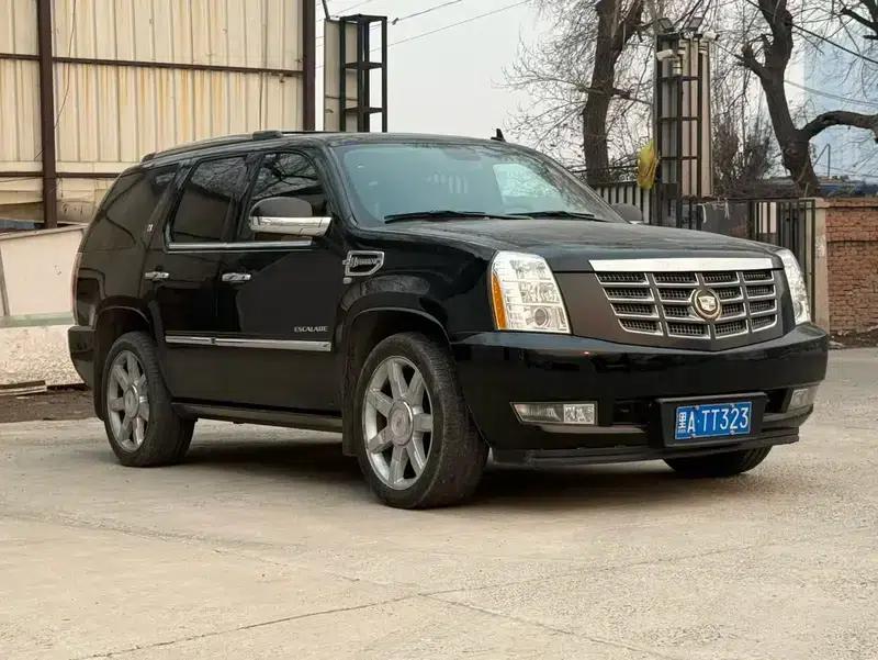 2011 Cadillac Escalade 6.0L Automatic 4WD 7-Seater (Parallel Import) — миниатюра 3