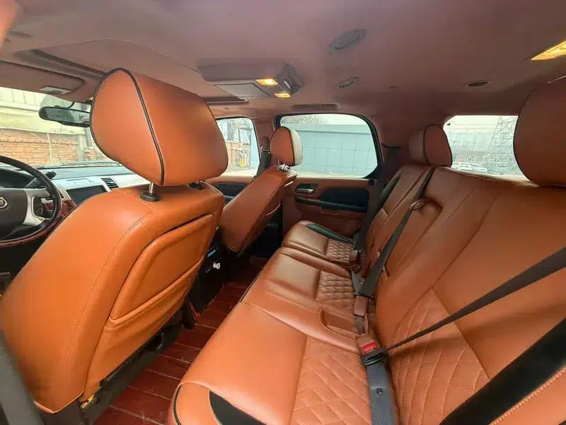 2011 Cadillac Escalade 6.0L Automatic 4WD 7-Seater (Parallel Import) — миниатюра 9