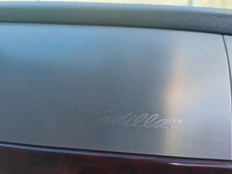 2010 Cadillac Escalade 6.0 Hybrid — миниатюра 16