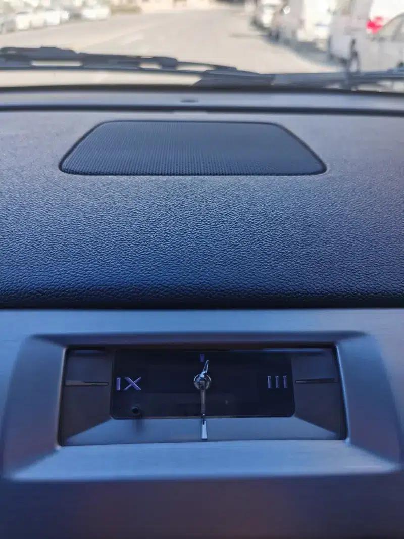 2010 Cadillac Escalade 6.0 Hybrid — миниатюра 18