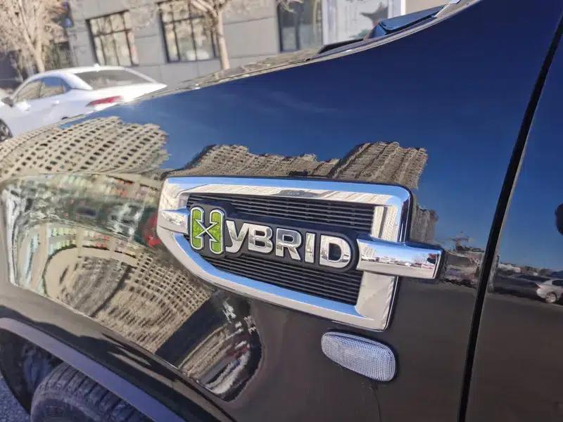 2010 Cadillac Escalade 6.0 Hybrid — миниатюра 10