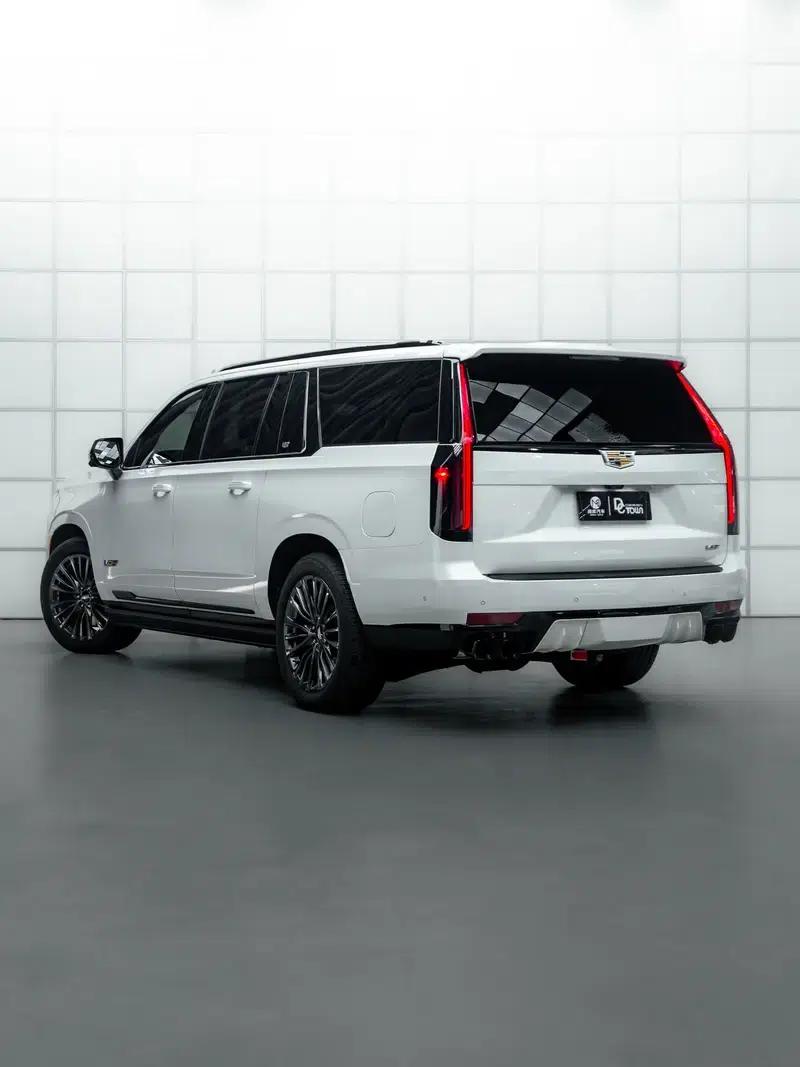 2024 Cadillac Escalade 6.2T Automatic 4WD 7-Seater (Parallel Import) — миниатюра 4