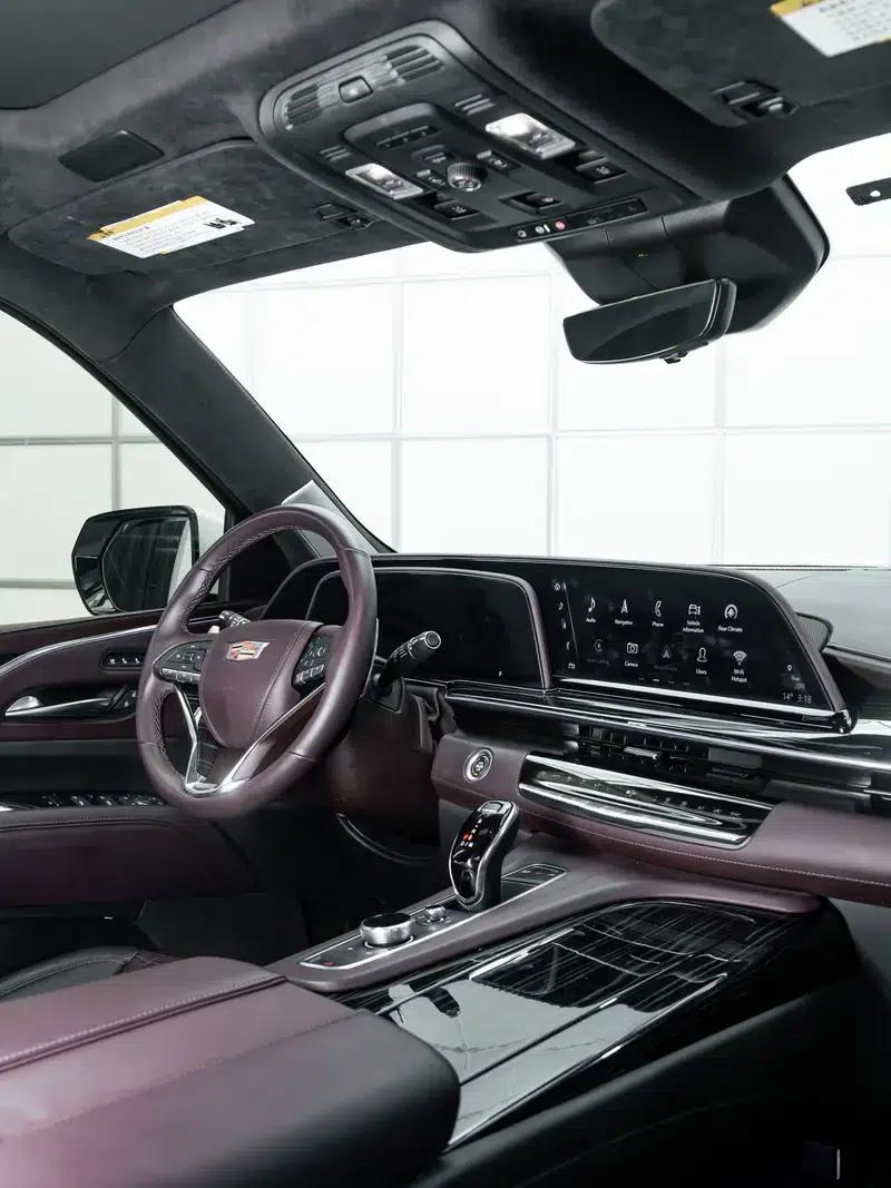 2024 Cadillac Escalade 6.2T Automatic 4WD 7-Seater (Parallel Import) — миниатюра 9