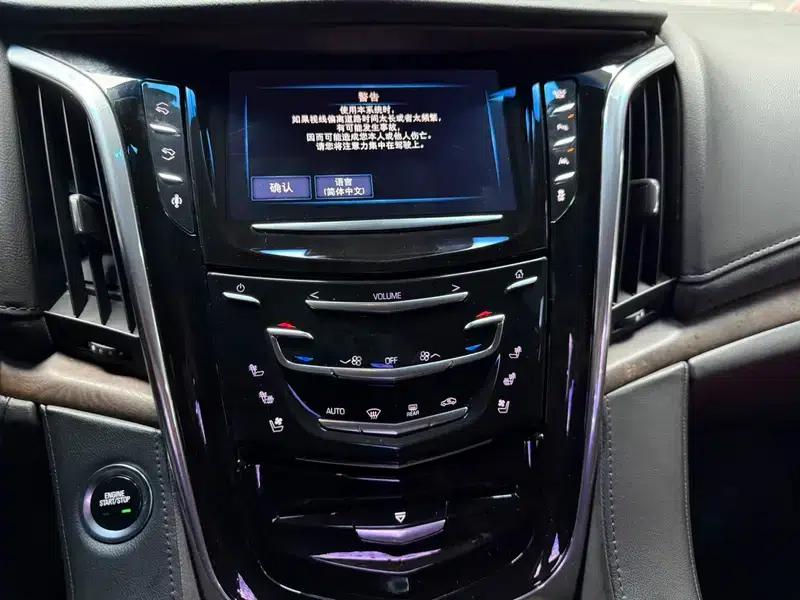 2017 Cadillac Escalade 6.2L Automatic 4WD 7-Seater (Parallel Import) — миниатюра 26