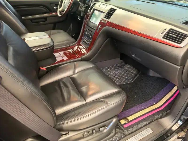 2010 Cadillac Escalade 6.0 Hybrid — миниатюра 13