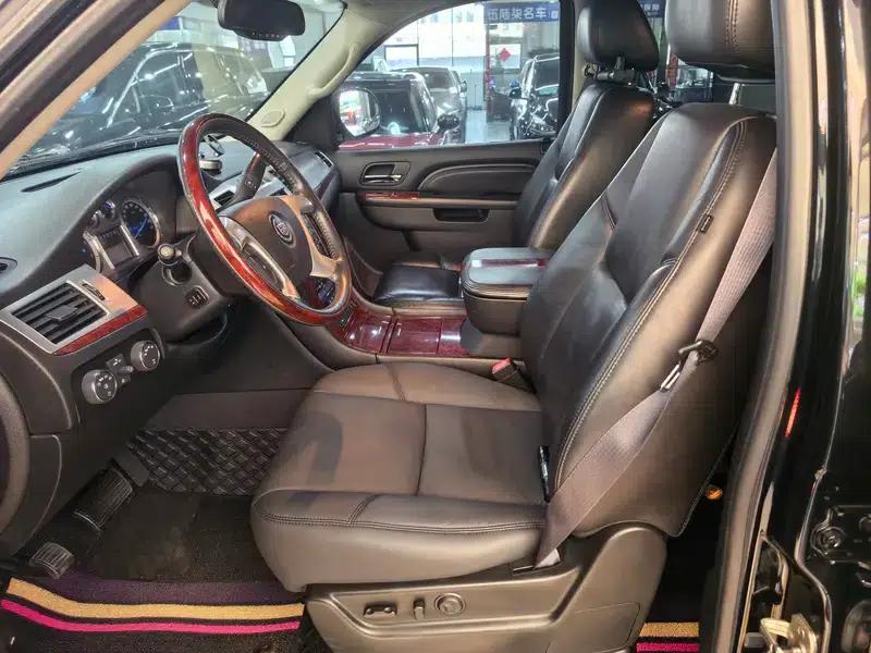 2010 Cadillac Escalade 6.0 Hybrid — миниатюра 19