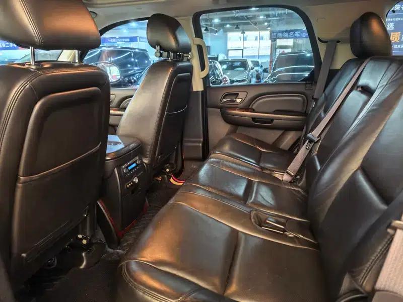 2010 Cadillac Escalade 6.0 Hybrid — миниатюра 22