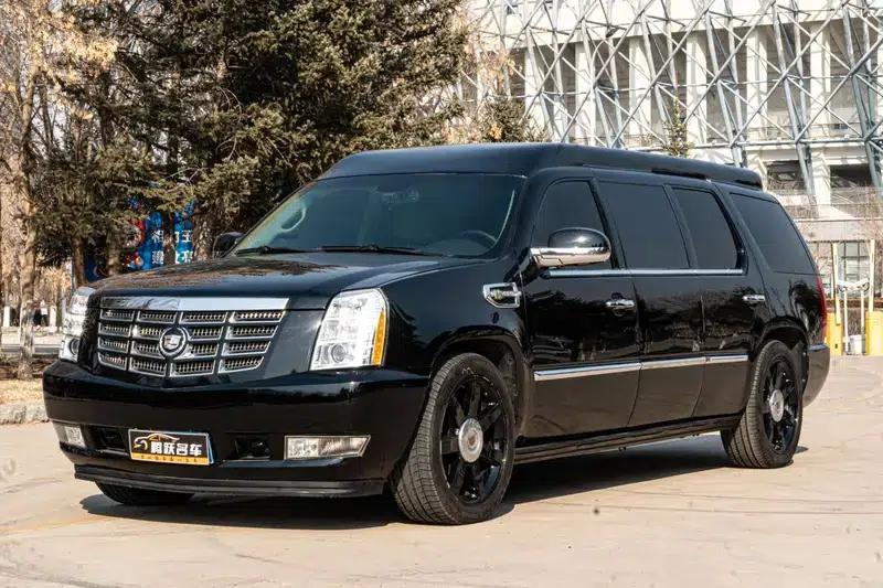 2010 Cadillac Escalade 6.0 Hybrid — миниатюра 1