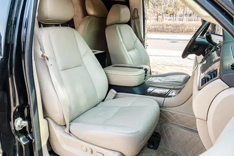2010 Cadillac Escalade 6.0 Hybrid — миниатюра 27