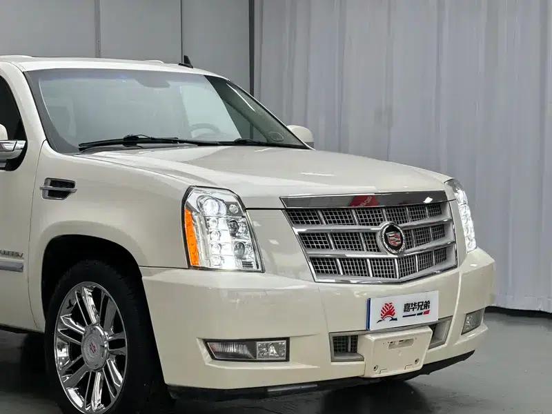2013 Cadillac Escalade ESV Platinum Edition Extended Wheelbase — миниатюра 11