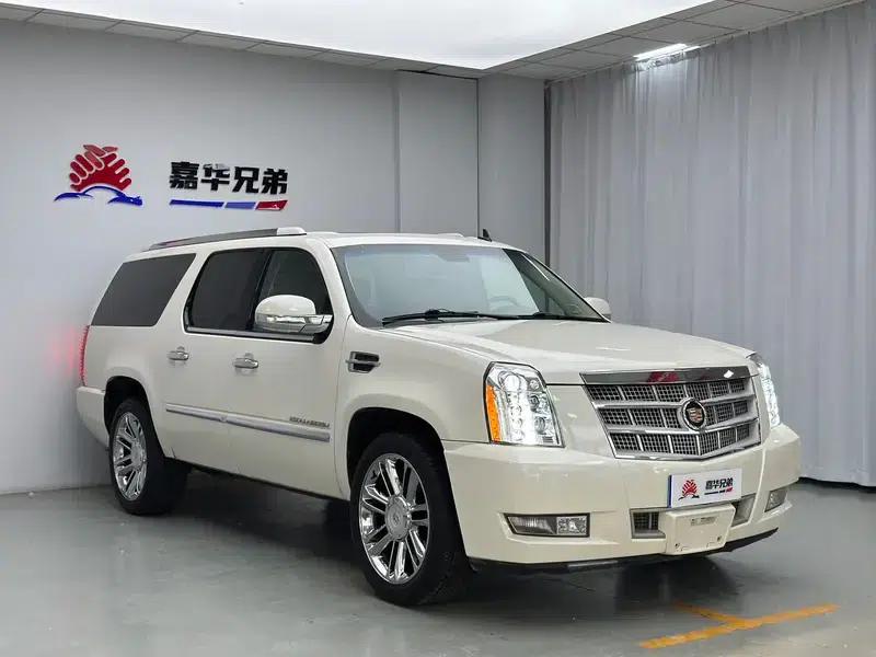 2013 Cadillac Escalade ESV Platinum Edition Extended Wheelbase — миниатюра 3