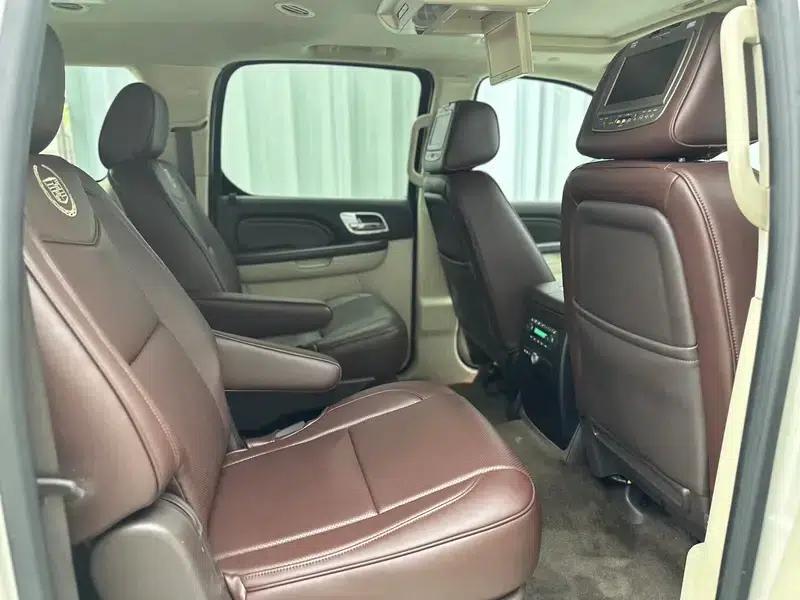 2013 Cadillac Escalade ESV Platinum Edition Extended Wheelbase — миниатюра 43