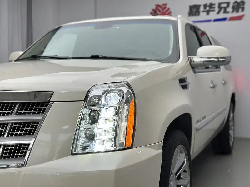 2013 Cadillac Escalade ESV Platinum Edition Extended Wheelbase — миниатюра 10