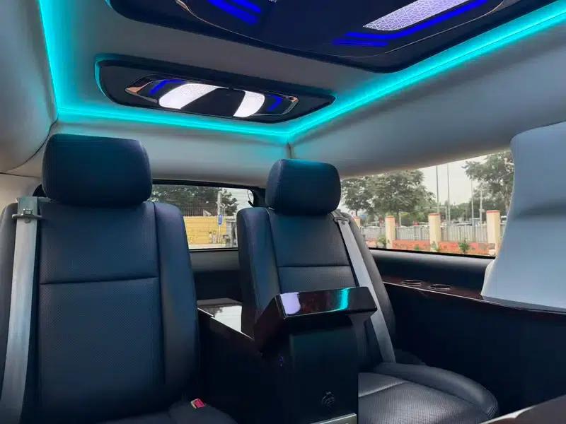 2011 Cadillac Escalade 6.2L Automatic 4WD 4-Seater Factory Custom Edition — миниатюра 27