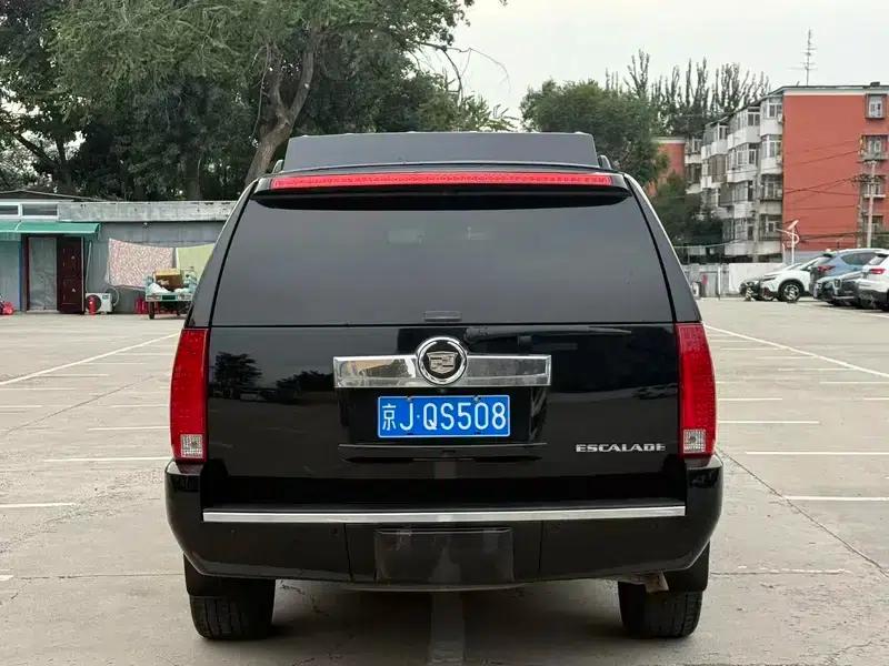 2011 Cadillac Escalade 6.2L Automatic 4WD 4-Seater Factory Custom Edition — миниатюра 6