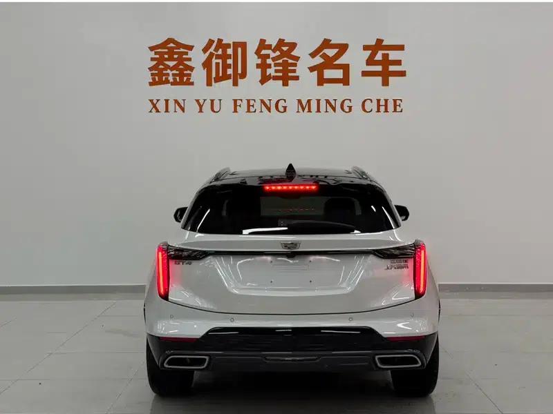 2023 Cadillac GT4 25T Premium — миниатюра 5