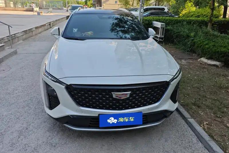 2023 Cadillac GT4 25T Luxury — миниатюра 2