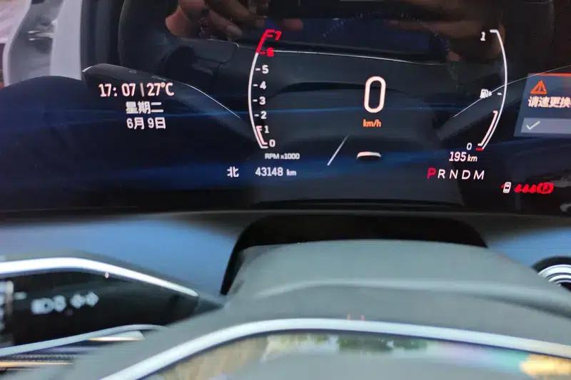 2023 Cadillac GT4 25T Luxury — миниатюра 14