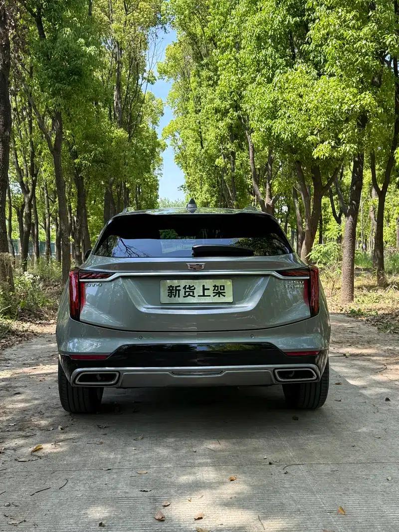 2023 Cadillac GT4 25T Premium — миниатюра 9