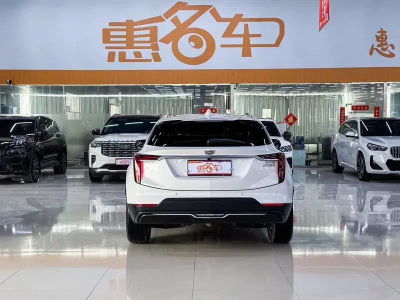 2023 Cadillac GT4 25T Luxury Edition — миниатюра 3