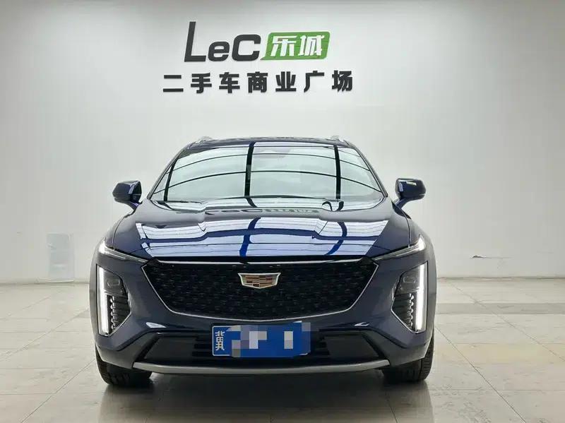 2023 Cadillac GT4 25T Luxury — миниатюра 2