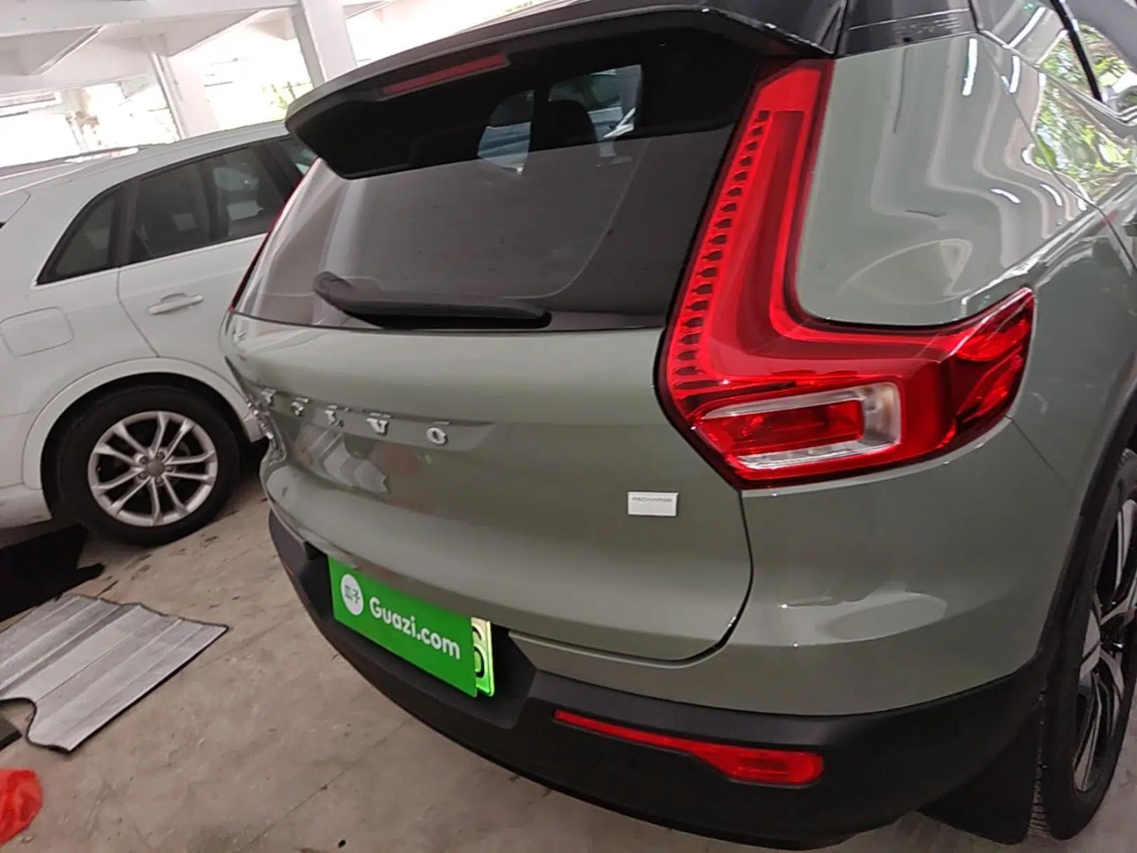 Volvo XC40 New Energy 2022 Long-Range PRO Version — миниатюра 5