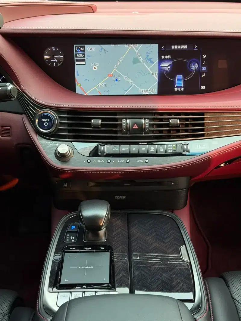 Lexus LS 2018 500h Executive Edition (China VI Emission Standard) — миниатюра 16