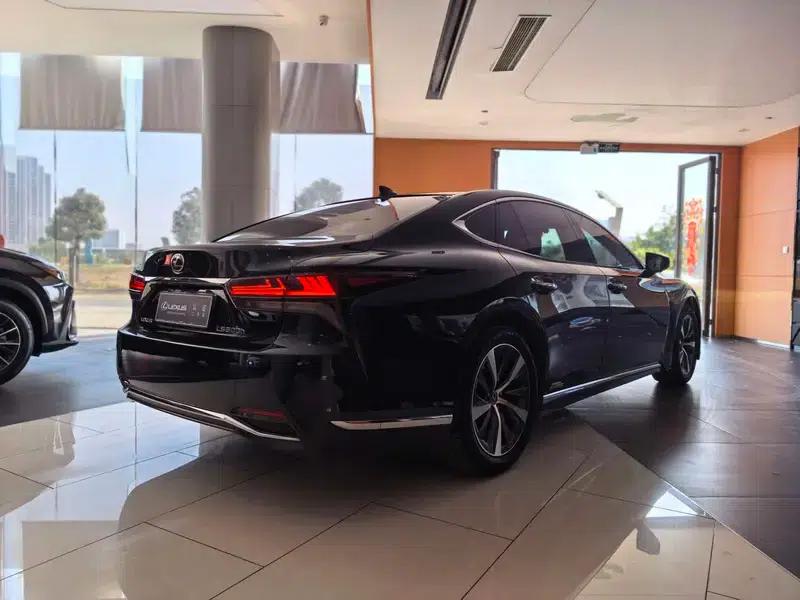 Lexus LS 2020 500h Premium Edition (China VI Emission Standard) — миниатюра 3
