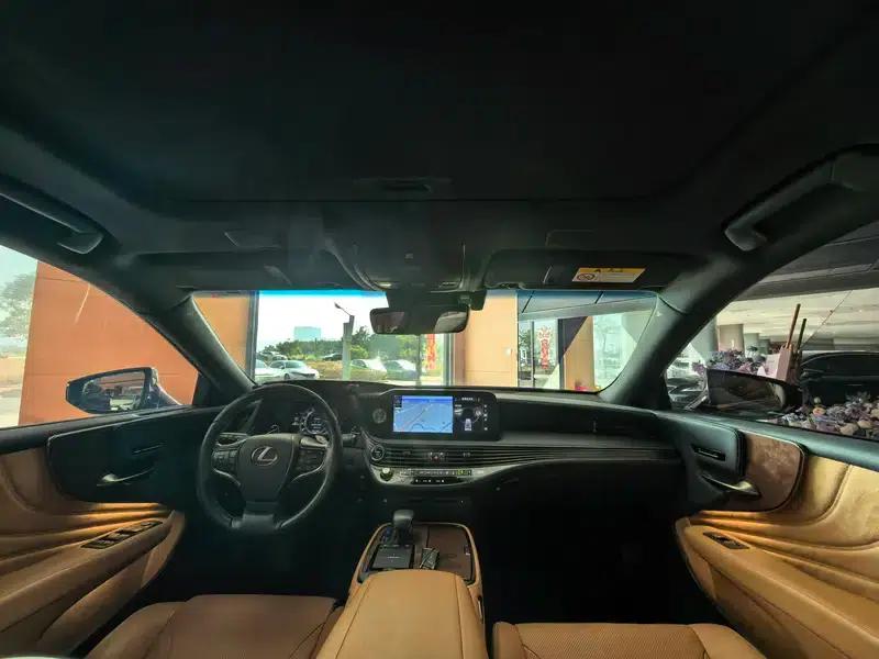 Lexus LS 2020 500h Premium Edition (China VI Emission Standard) — миниатюра 5