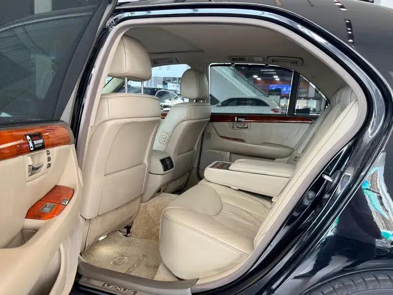 Lexus LS 2003 4.3 Automatic — миниатюра 16