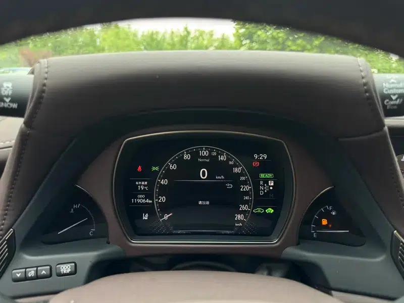Lexus LS 2018 500h Premium Edition (China V Emission Standard) — миниатюра 12