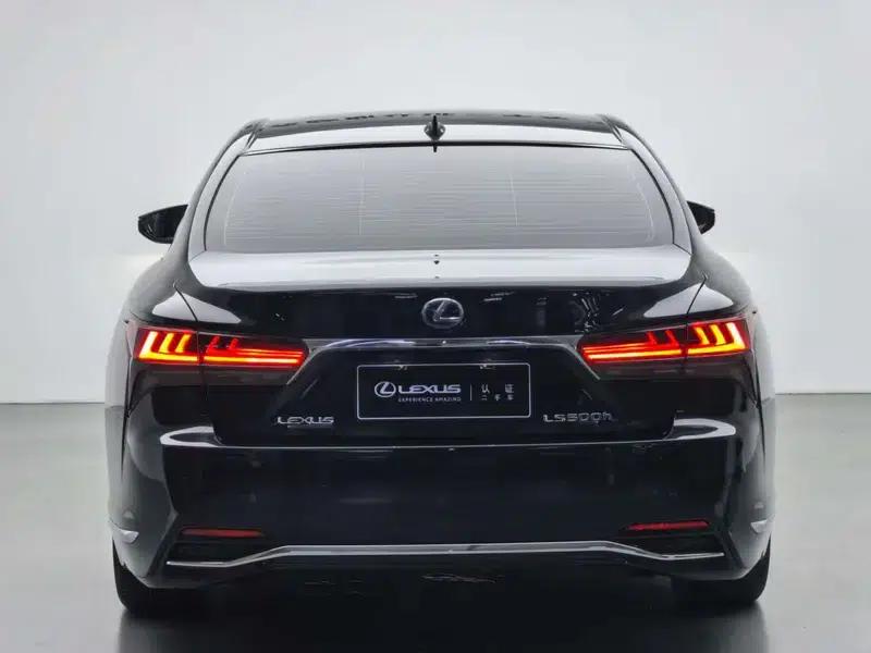 Lexus LS 500h Executive Edition 2021 — миниатюра 3