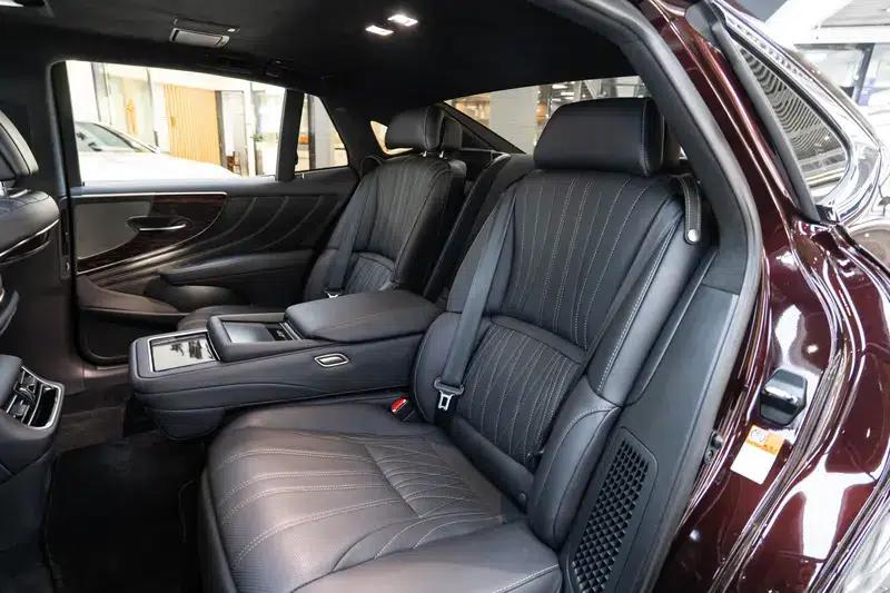 Lexus LS 2021 500h Luxury Edition — миниатюра 22