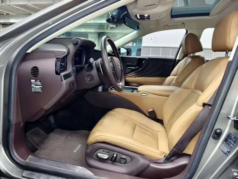Lexus LS 2020 500h Premium Edition (China VI Emission Standard) — миниатюра 16