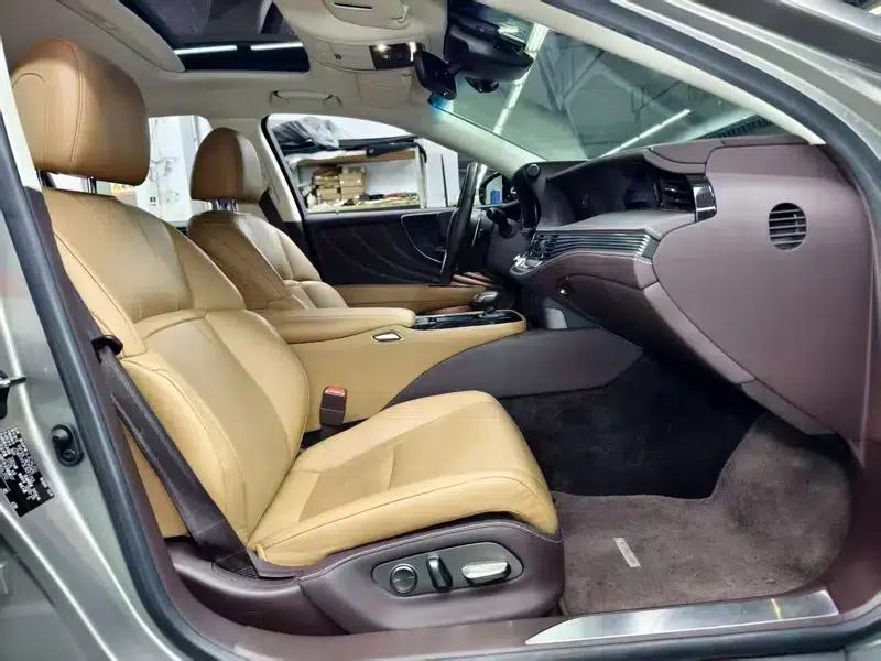 Lexus LS 2020 500h Premium Edition (China VI Emission Standard) — миниатюра 17