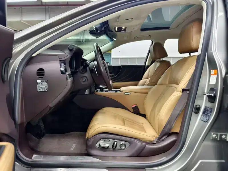 Lexus LS 2020 500h Premium Edition (China VI Emission Standard) — миниатюра 22