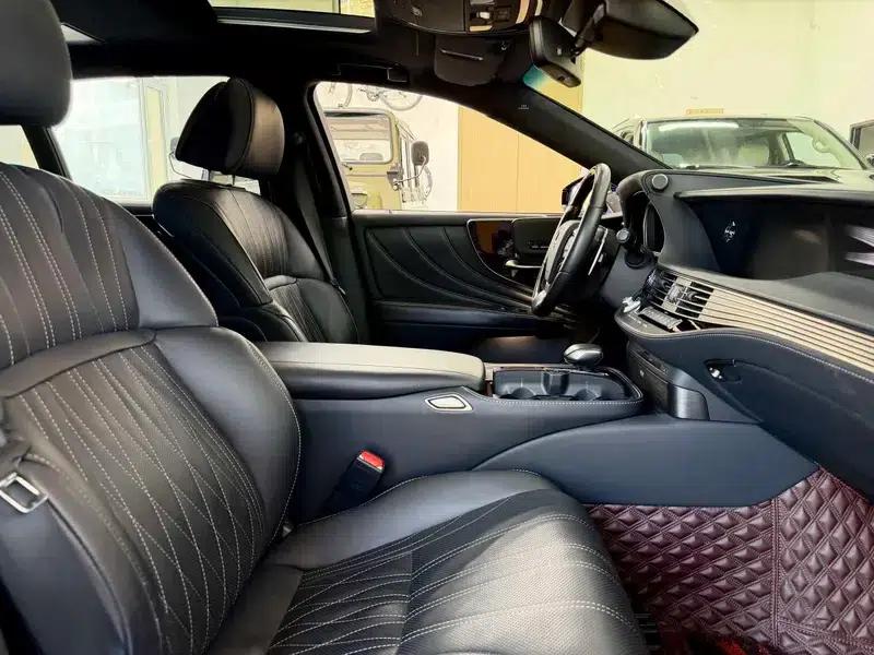 Lexus LS 2020 500h Executive Edition (China VI Emission Standard) — миниатюра 16