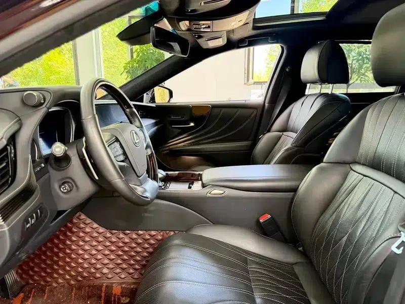Lexus LS 2020 500h Executive Edition (China VI Emission Standard) — миниатюра 21