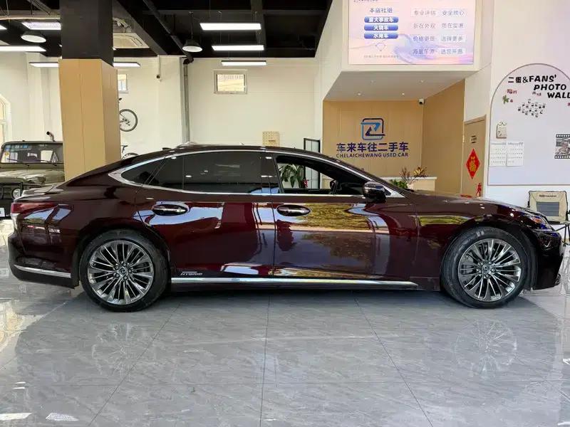 Lexus LS 2020 500h Executive Edition (China VI Emission Standard) — миниатюра 5