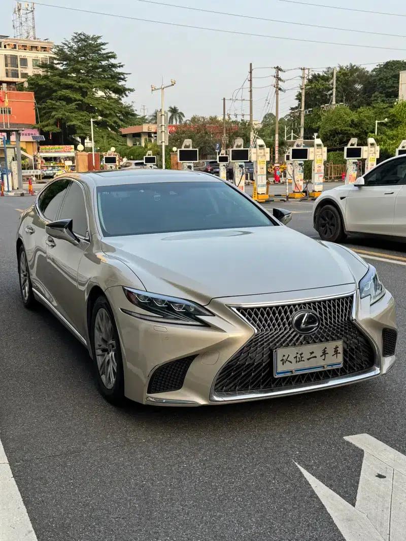 Lexus LS 2018 500h Luxury Edition (China V emission standard) — миниатюра 2