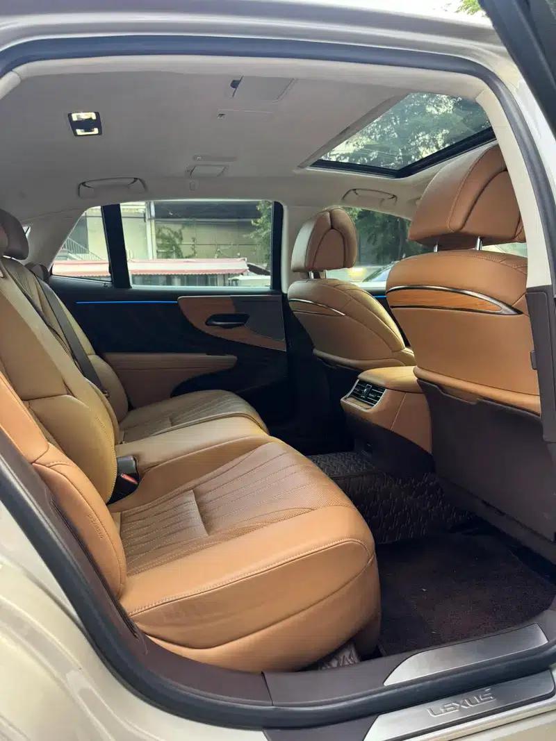 Lexus LS 2018 500h Luxury Edition (China V emission standard) — миниатюра 18