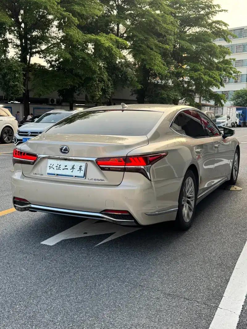 Lexus LS 2018 500h Luxury Edition (China V emission standard) — миниатюра 6
