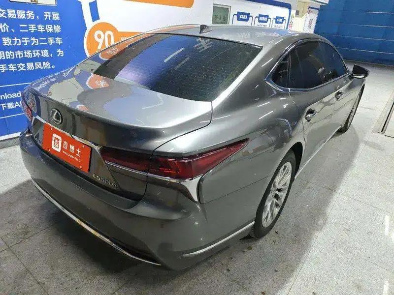Lexus LS 2018 500h Luxury Edition (China V emission standard) — миниатюра 4