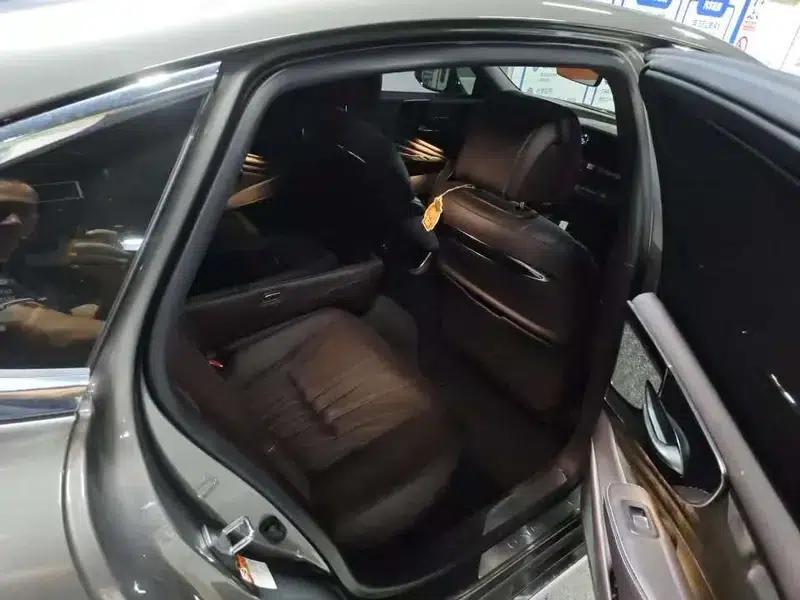 Lexus LS 2018 500h Luxury Edition (China V emission standard) — миниатюра 10