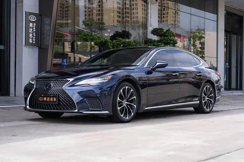 Lexus LS 500h Executive Edition 2021 — миниатюра 1
